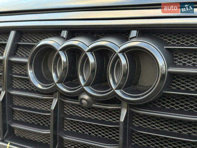 Чорний Ауді Ку 7, об'ємом двигуна 3 л та пробігом 202 тис. км за 53900 $, фото 9 на Automoto.ua