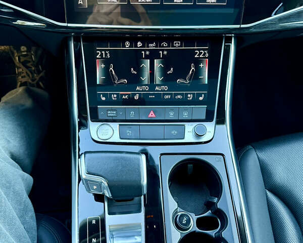 Чорний Ауді Ку 7, об'ємом двигуна 3 л та пробігом 106 тис. км за 45500 $, фото 7 на Automoto.ua