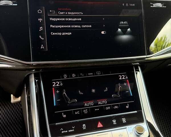 Черный Ауди Ку 7, объемом двигателя 2.97 л и пробегом 82 тыс. км за 56000 $, фото 5 на Automoto.ua