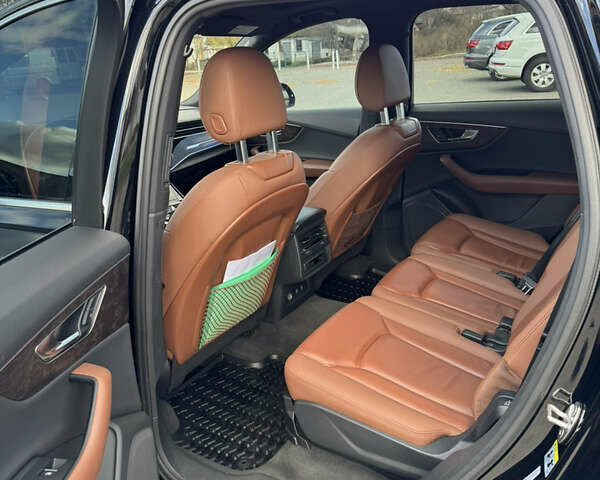 Чорний Ауді Ку 7, об'ємом двигуна 2 л та пробігом 145 тис. км за 39500 $, фото 24 на Automoto.ua