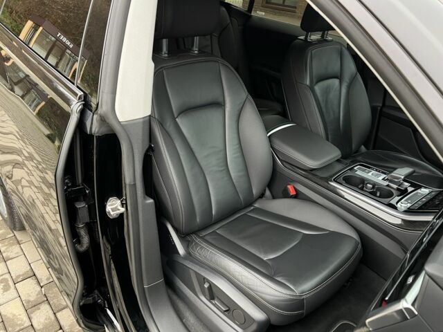 Чорний Ауді Ку 7, об'ємом двигуна 3 л та пробігом 58 тис. км за 48500 $, фото 19 на Automoto.ua