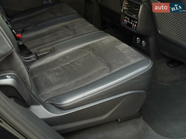 Чорний Ауді Ку 7, об'ємом двигуна 3 л та пробігом 202 тис. км за 53900 $, фото 40 на Automoto.ua