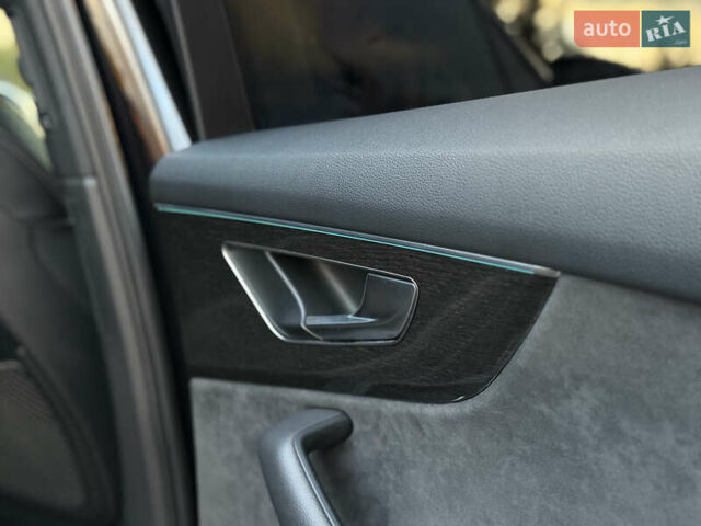 Чорний Ауді Ку 7, об'ємом двигуна 3 л та пробігом 202 тис. км за 53900 $, фото 41 на Automoto.ua