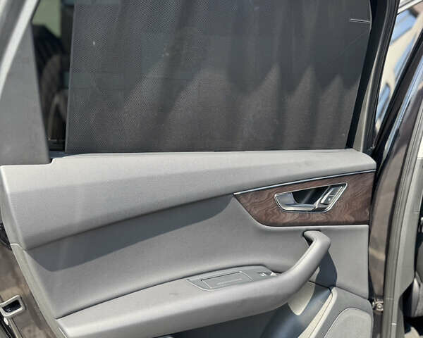 Черный Ауди Ку 7, объемом двигателя 3 л и пробегом 139 тыс. км за 48900 $, фото 40 на Automoto.ua