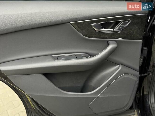 Черный Ауди Ку 7, объемом двигателя 1.98 л и пробегом 121 тыс. км за 39900 $, фото 80 на Automoto.ua