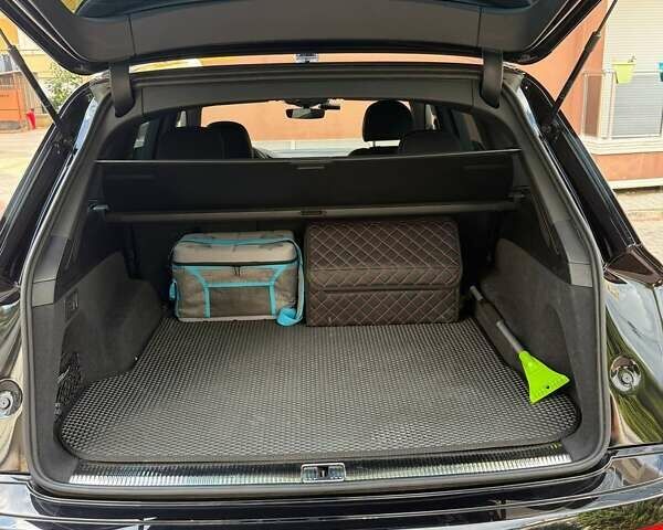 Черный Ауди Ку 7, объемом двигателя 2.97 л и пробегом 82 тыс. км за 56000 $, фото 9 на Automoto.ua