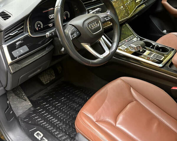 Черный Ауди Ку 7, объемом двигателя 1.98 л и пробегом 104 тыс. км за 40500 $, фото 7 на Automoto.ua