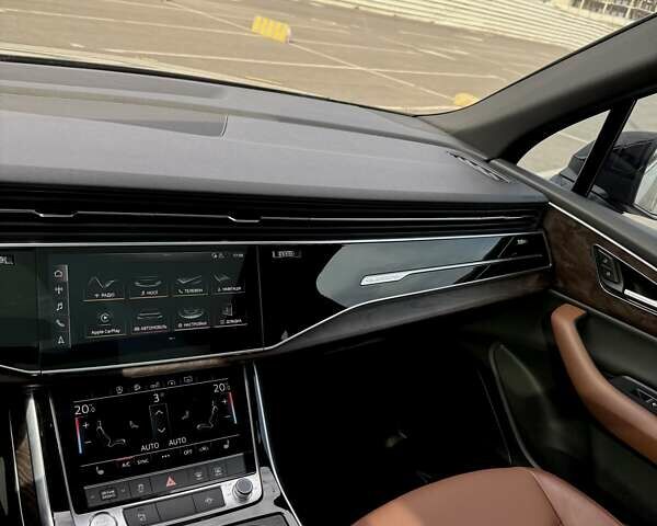Чорний Ауді Ку 7, об'ємом двигуна 2 л та пробігом 143 тис. км за 41500 $, фото 8 на Automoto.ua