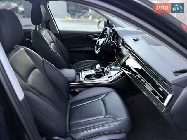 Черный Ауди Ку 7, объемом двигателя 3 л и пробегом 114 тыс. км за 39900 $, фото 52 на Automoto.ua