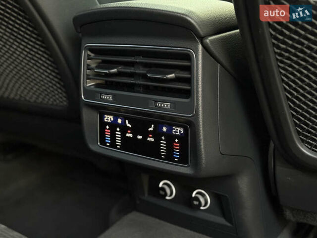 Чорний Ауді Ку 7, об'ємом двигуна 3 л та пробігом 202 тис. км за 53900 $, фото 43 на Automoto.ua