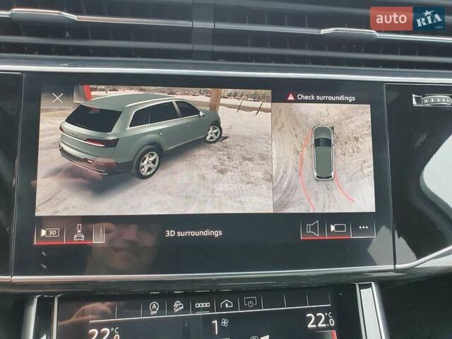Чорний Ауді Ку 7, об'ємом двигуна 2 л та пробігом 30 тис. км за 56000 $, фото 11 на Automoto.ua
