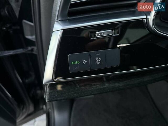 Черный Ауди Ку 7, объемом двигателя 3 л и пробегом 114 тыс. км за 39900 $, фото 40 на Automoto.ua