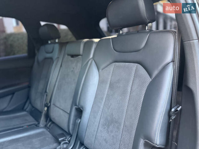 Чорний Ауді Ку 7, об'ємом двигуна 3 л та пробігом 202 тис. км за 53900 $, фото 30 на Automoto.ua