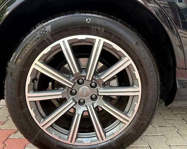 Черный Ауди Ку 7, объемом двигателя 2.97 л и пробегом 82 тыс. км за 56000 $, фото 23 на Automoto.ua