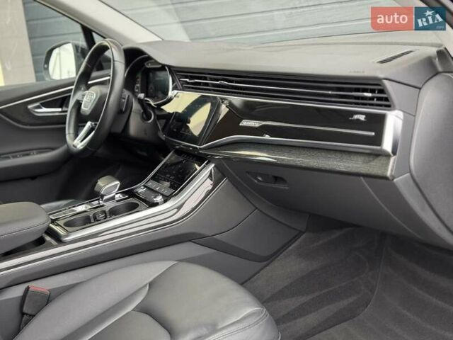 Черный Ауди Ку 7, объемом двигателя 1.98 л и пробегом 121 тыс. км за 39900 $, фото 70 на Automoto.ua