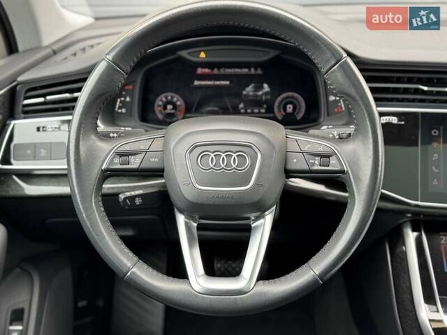 Черный Ауди Ку 7, объемом двигателя 1.98 л и пробегом 121 тыс. км за 39900 $, фото 86 на Automoto.ua