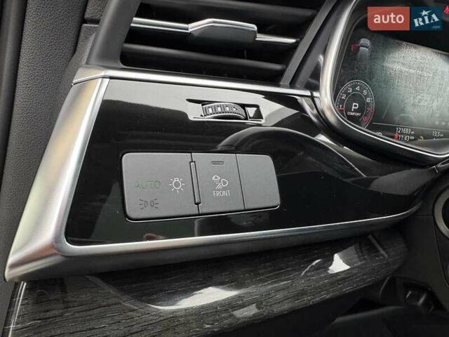 Черный Ауди Ку 7, объемом двигателя 1.98 л и пробегом 121 тыс. км за 39900 $, фото 83 на Automoto.ua