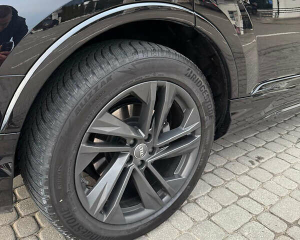 Черный Ауди Ку 7, объемом двигателя 2.97 л и пробегом 118 тыс. км за 65999 $, фото 12 на Automoto.ua