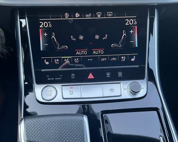 Ауди Ку 7 2020 в Львове на Automoto.ua Черный Ауди Ку 7, объемом двигателя 2.97 л и пробегом 105 тыс. км за 67000 $, фото 6 на Automoto.ua