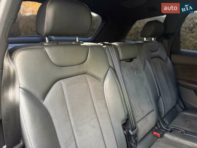 Чорний Ауді Ку 7, об'ємом двигуна 3 л та пробігом 202 тис. км за 53900 $, фото 39 на Automoto.ua