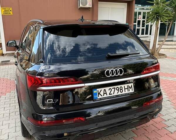 Черный Ауди Ку 7, объемом двигателя 2.97 л и пробегом 82 тыс. км за 56000 $, фото 4 на Automoto.ua