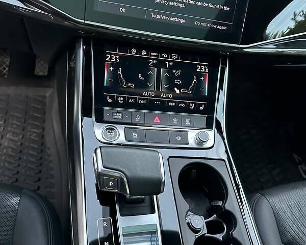 Чорний Ауді Ку 7, об'ємом двигуна 3 л та пробігом 67 тис. км за 57500 $, фото 10 на Automoto.ua
