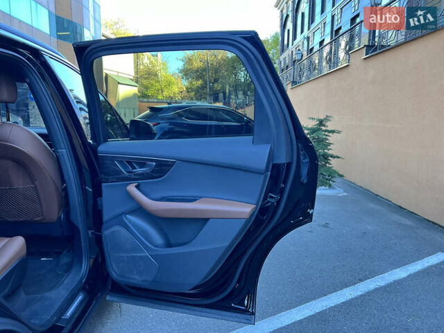 Ауді Ку 7 2020 у Благовіщенське (Ульяновка) на Automoto.ua Чорний Ауді Ку 7, об'ємом двигуна 2.97 л та пробігом 211 тис. км за 51777 $, фото 34 на Automoto.ua