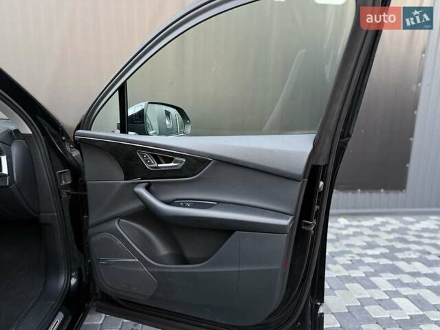 Черный Ауди Ку 7, объемом двигателя 3 л и пробегом 114 тыс. км за 39900 $, фото 75 на Automoto.ua