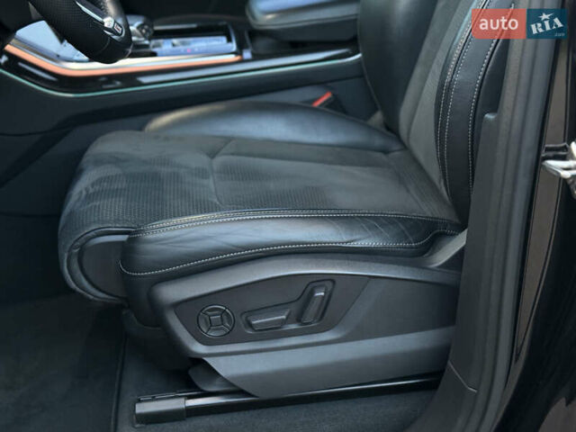 Чорний Ауді Ку 7, об'ємом двигуна 3 л та пробігом 202 тис. км за 53900 $, фото 26 на Automoto.ua