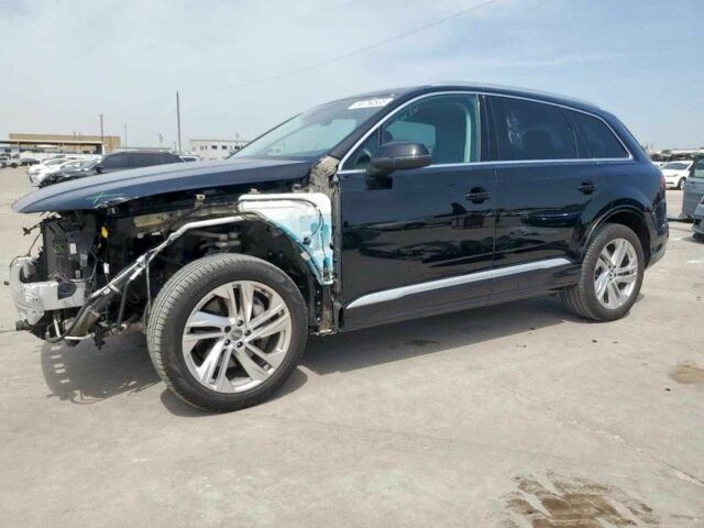 Чорний Ауді Ку 7, об'ємом двигуна 2 л та пробігом 64 тис. км за 34750 $, фото 2 на Automoto.ua