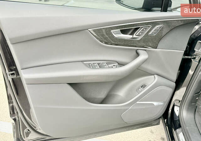 Чорний Ауді Ку 7, об'ємом двигуна 3 л та пробігом 132 тис. км за 43000 $, фото 15 на Automoto.ua