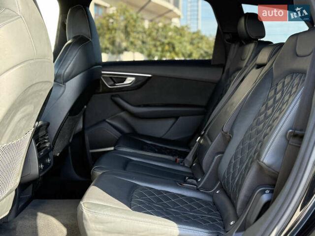 Чорний Ауді Ку 7, об'ємом двигуна 2.97 л та пробігом 129 тис. км за 75000 $, фото 17 на Automoto.ua