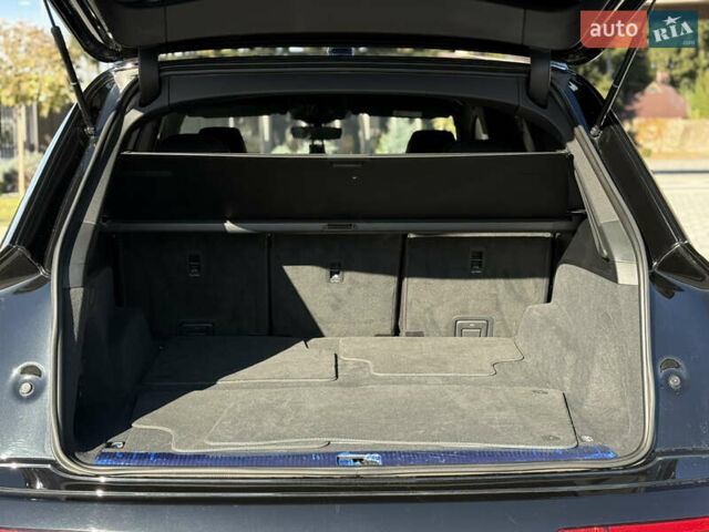 Чорний Ауді Ку 7, об'ємом двигуна 2.97 л та пробігом 129 тис. км за 75000 $, фото 13 на Automoto.ua