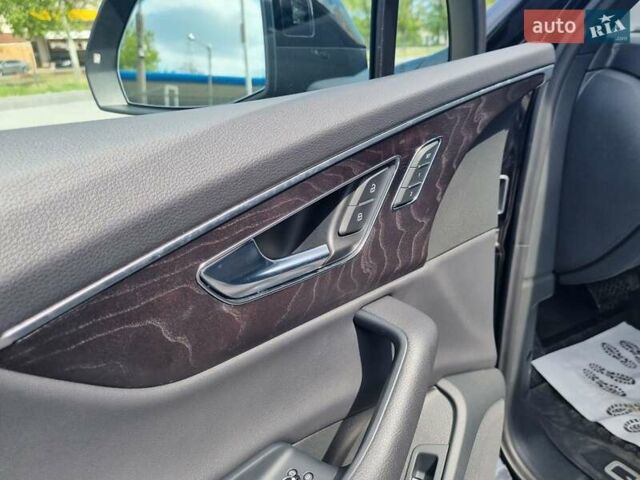 Черный Ауди Ку 7, объемом двигателя 3 л и пробегом 55 тыс. км за 59600 $, фото 24 на Automoto.ua