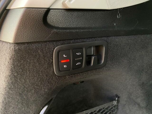 Черный Ауди Ку 7, объемом двигателя 3 л и пробегом 71 тыс. км за 75000 $, фото 36 на Automoto.ua