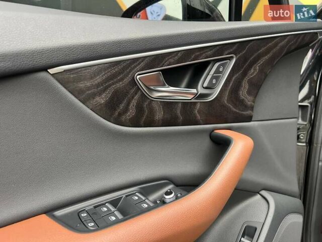 Чорний Ауді Ку 7, об'ємом двигуна 2.97 л та пробігом 70 тис. км за 65000 $, фото 13 на Automoto.ua