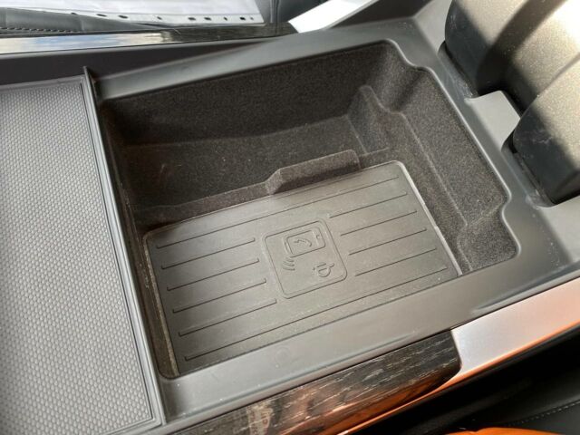 Черный Ауди Ку 7, объемом двигателя 3 л и пробегом 71 тыс. км за 75000 $, фото 22 на Automoto.ua