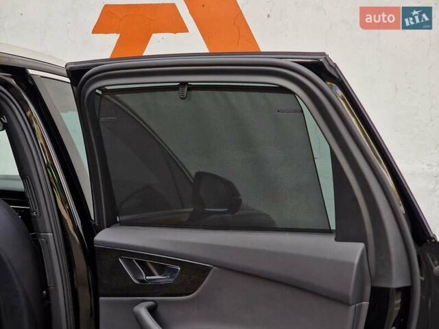 Черный Ауди Ку 7, объемом двигателя 1.98 л и пробегом 24 тыс. км за 53490 $, фото 52 на Automoto.ua