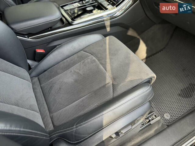 Черный Ауди Ку 7, объемом двигателя 2.97 л и пробегом 89 тыс. км за 68000 $, фото 60 на Automoto.ua