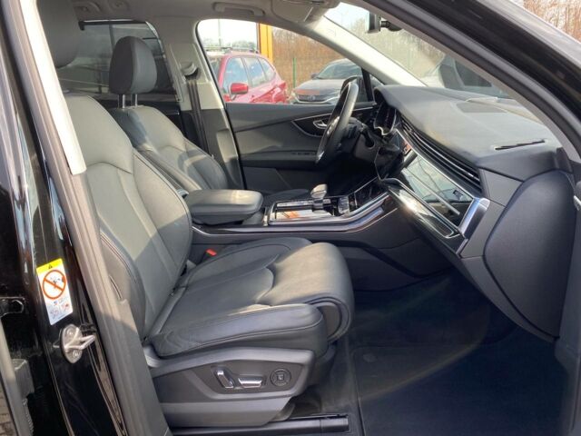 Черный Ауди Ку 7, объемом двигателя 3 л и пробегом 71 тыс. км за 75000 $, фото 32 на Automoto.ua