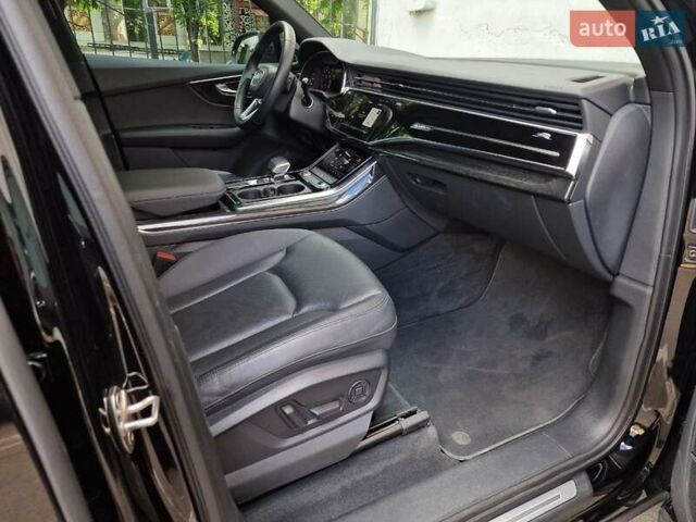 Черный Ауди Ку 7, объемом двигателя 1.98 л и пробегом 24 тыс. км за 53490 $, фото 42 на Automoto.ua