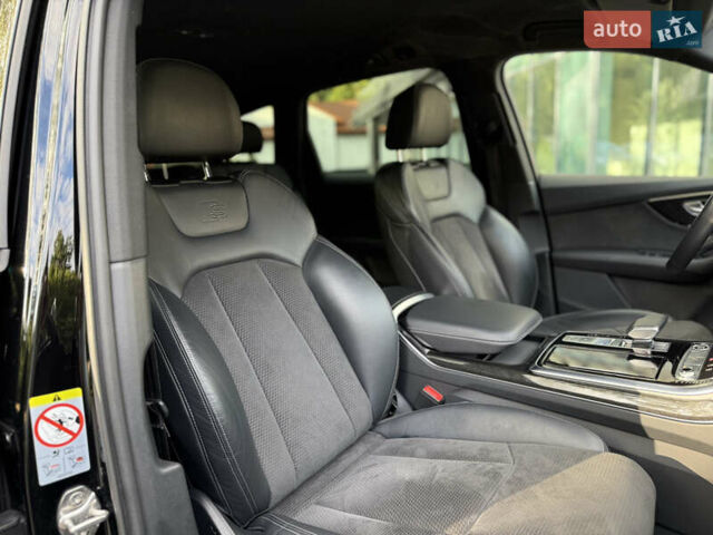 Черный Ауди Ку 7, объемом двигателя 2.97 л и пробегом 89 тыс. км за 68000 $, фото 61 на Automoto.ua