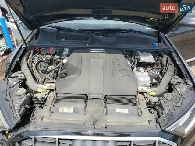 Чорний Ауді Ку 7, об'ємом двигуна 2 л та пробігом 87 тис. км за 21050 $, фото 8 на Automoto.ua