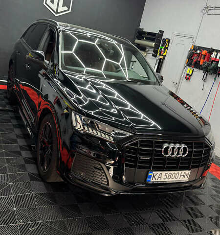 Ауді Ку 7 2021 у Хмельницькому на Automoto.ua Чорний Ауді Ку 7, об'ємом двигуна 2.97 л та пробігом 66 тис. км за 64000 $, фото 1 на Automoto.ua