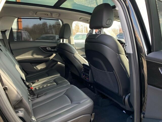 Черный Ауди Ку 7, объемом двигателя 3 л и пробегом 71 тыс. км за 75000 $, фото 31 на Automoto.ua