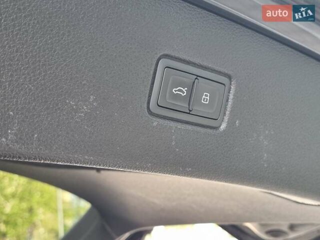 Черный Ауди Ку 7, объемом двигателя 3 л и пробегом 55 тыс. км за 59600 $, фото 20 на Automoto.ua