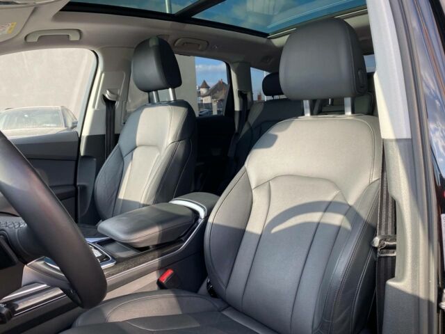 Черный Ауди Ку 7, объемом двигателя 3 л и пробегом 71 тыс. км за 75000 $, фото 25 на Automoto.ua