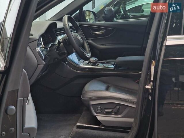 Черный Ауди Ку 7, объемом двигателя 1.98 л и пробегом 24 тыс. км за 53490 $, фото 39 на Automoto.ua