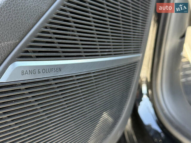 Чорний Ауді Ку 7, об'ємом двигуна 2.97 л та пробігом 129 тис. км за 75000 $, фото 26 на Automoto.ua