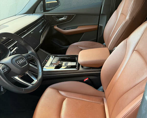 Ауді Ку 7 2021 у Хмельницькому на Automoto.ua Чорний Ауді Ку 7, об'ємом двигуна 2.97 л та пробігом 66 тис. км за 64000 $, фото 10 на Automoto.ua